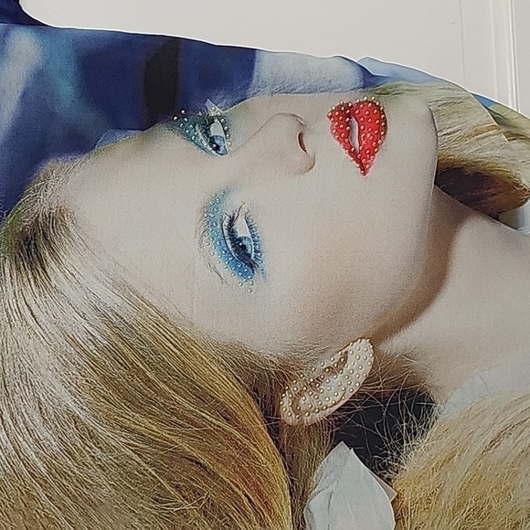 TAYLOR SWIFT Graphic Shirt with Mesh Size M/L - Picture 5 of 17